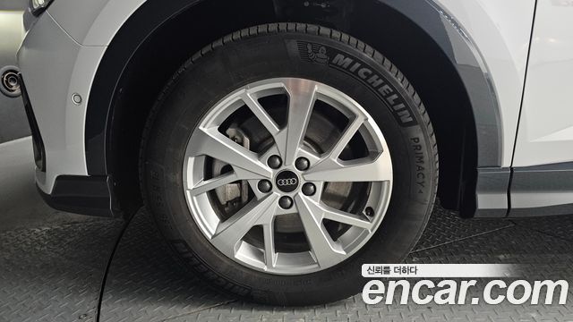 Audi Q3 из Кореи Encar