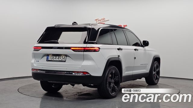 Jeep Cherokee 4xe Limited — пробег 14 119 км — фото 2 из 5