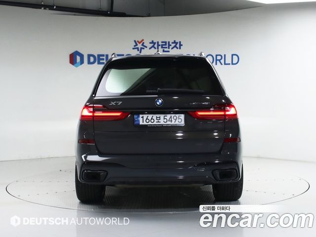 BMW X7 xDrive 40i M Sport Online Exclusive Edition 6 Seater — пробег 23 616 км — фото 4 из 5