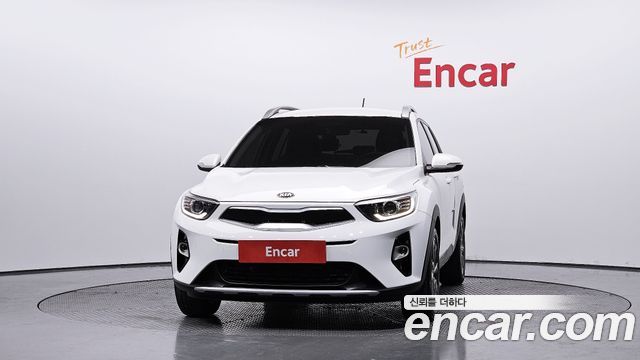 Kia Stonic из Кореи Encar