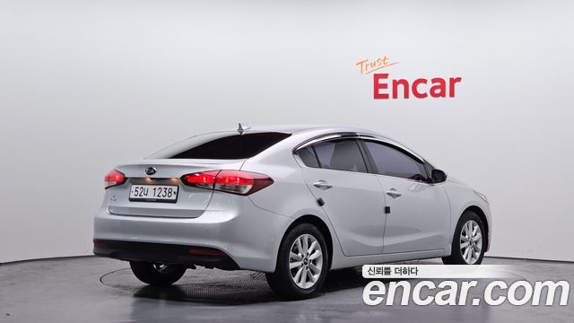 Kia K3 из Кореи Encar