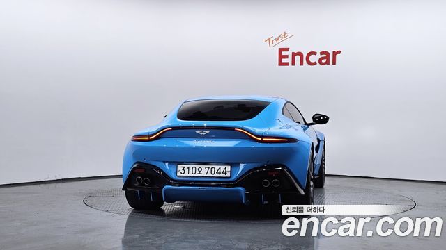 Astonmartin Vantage из Кореи Encar