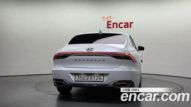 Hyundai Grandeur из Кореи Encar