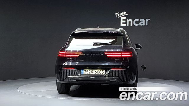 Genesis GV70 2.2 Diesel AWD — пробег 85 587 км — фото 4 из 5