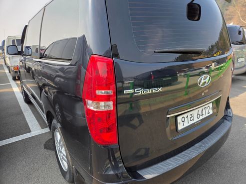 Hyundai Starex Van 3-Seater Smart — пробег 138 000 км — фото 4 из 5