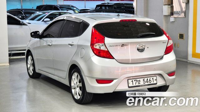 Hyundai Accent Diesel WIT 1.6 VGT Premier — пробег 131 241 км — фото 4 из 5