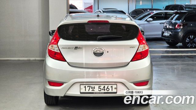 Hyundai Accent Diesel WIT 1.6 VGT Premier — пробег 131 241 км — фото 5 из 5