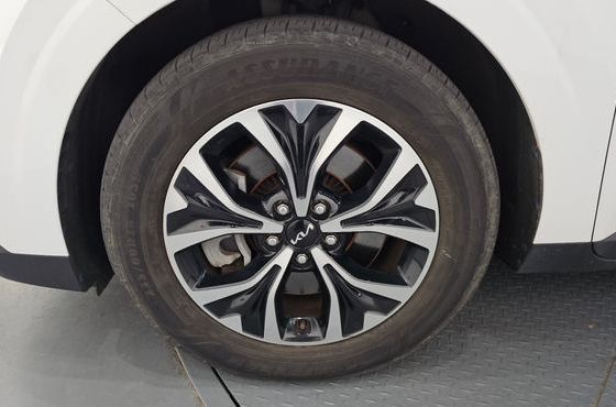Kia Carnival 9-Seater Prestige — пробег 64 793 км — фото 5 из 5