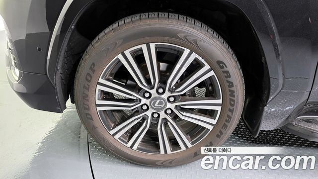 Lexus LX из Кореи Encar