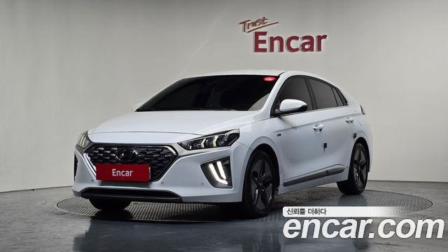 Hyundai Ioniq 1.6 HEV Q — пробег 212 750 км — фото 1 из 5