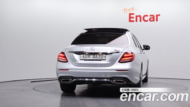 Mercedes-Benz E-Class из Кореи Encar