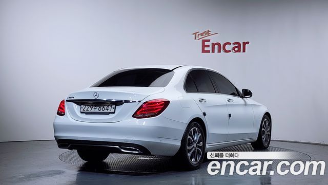 Mercedes-Benz C-Class из Кореи Encar