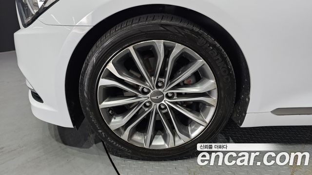 Hyundai Genesis из Кореи Encar