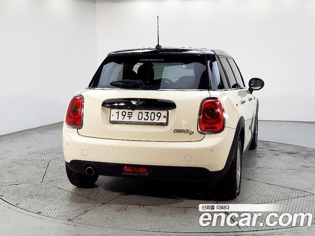 Mini Cooper из Кореи Encar