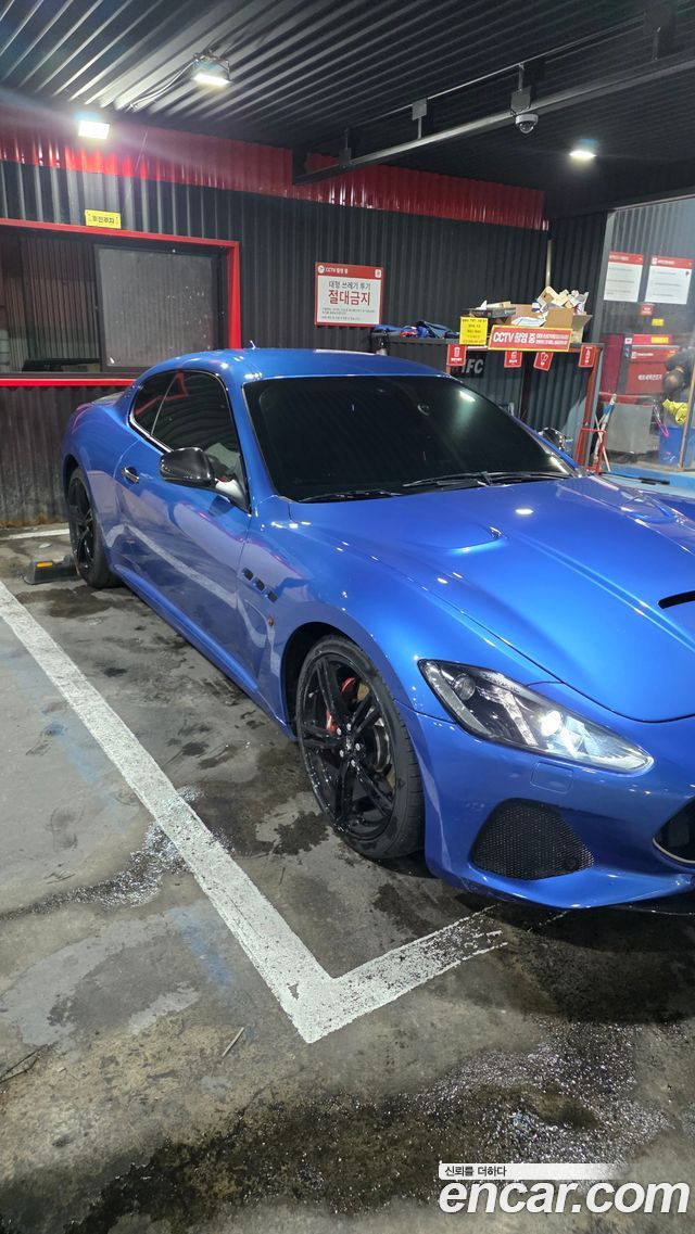 Maserati GranTurismo из Кореи Encar