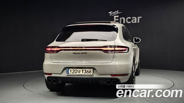 Porsche Macan из Кореи Encar