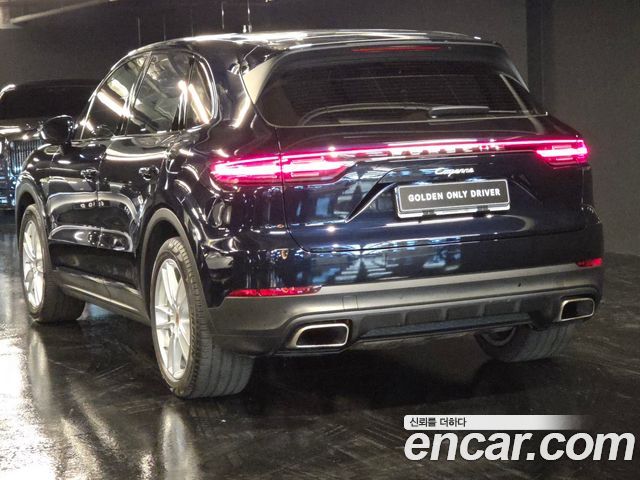 Porsche Cayenne 3.0 E-Hybrid — пробег 49 000 км — фото 5 из 5