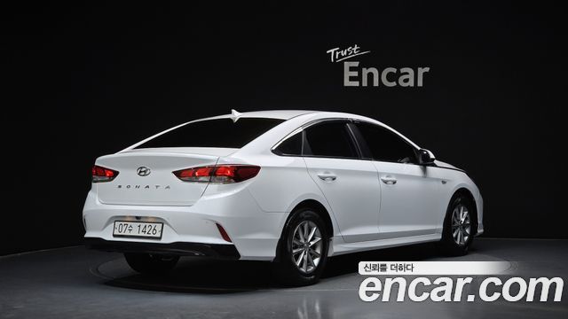 Hyundai Sonata LPI Taxi Style — пробег 74 870 км — фото 2 из 5