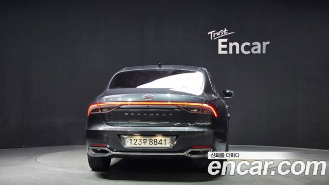 Hyundai Grandeur из Кореи Encar