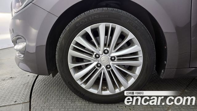 Hyundai Aslan из Кореи Encar