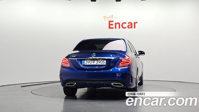 Mercedes-Benz C-Class C200 4MATIC AMG Line — пробег 45 498 км — фото 4 из 5