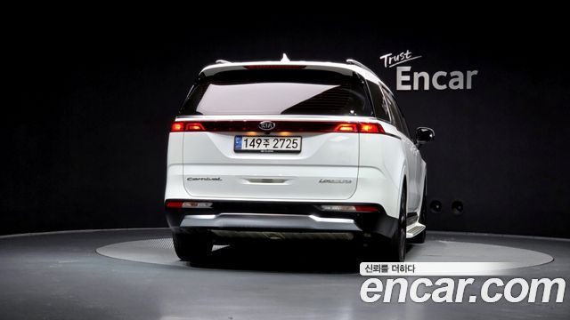 Kia Carnival из Кореи Encar