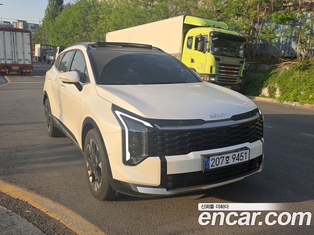 Kia Sportage HEV 1.6 2WD Signature — пробег 7 500 км — фото 2 из 5