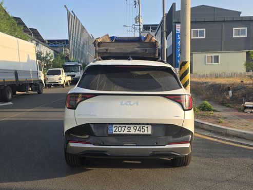Kia Sportage HEV 1.6 2WD Signature — пробег 7 500 км — фото 3 из 5