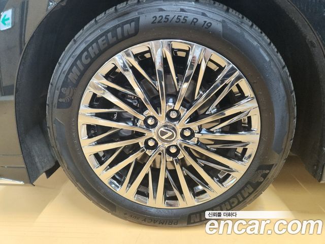Lexus LM из Кореи Encar