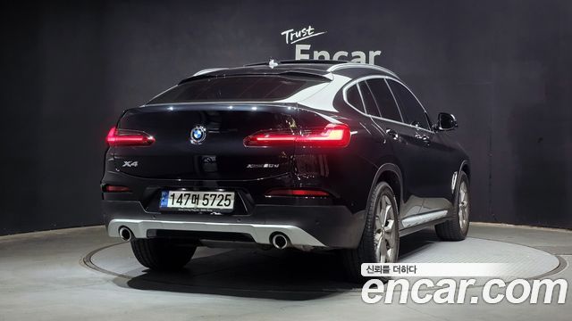 BMW X4 xDrive20d xLine — пробег 29 164 км — фото 2 из 5