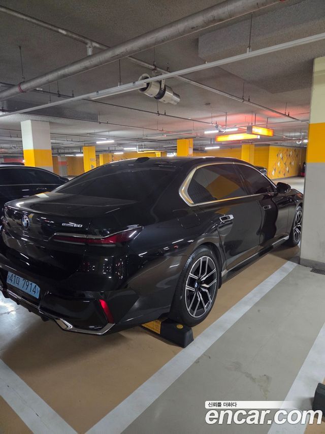 BMW i7 из Кореи Encar