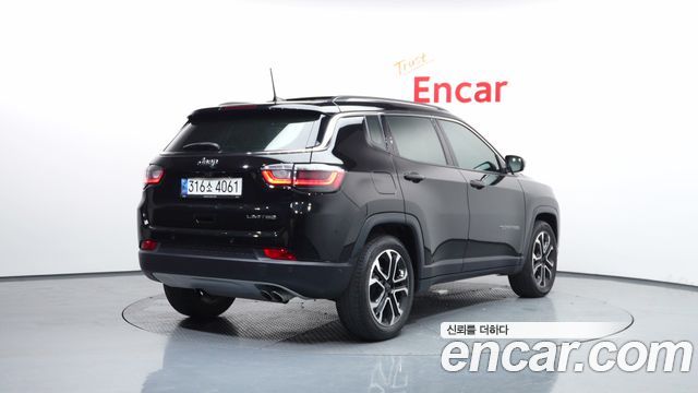 Jeep Compass из Кореи Encar
