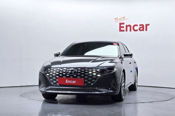 Hyundai Grandeur 2.5 Calligraphy — пробег 79 887 км — фото 3 из 5