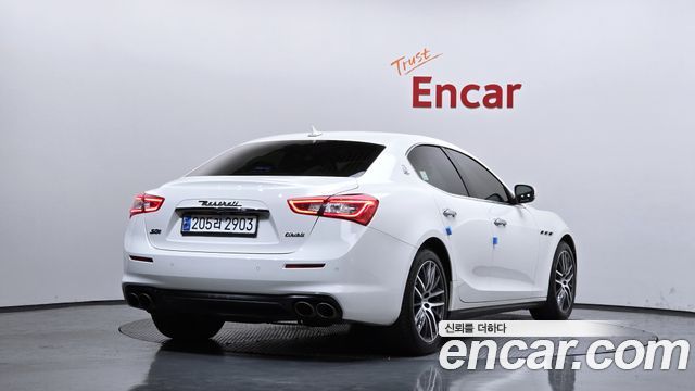 Maserati Ghibli из Кореи Encar