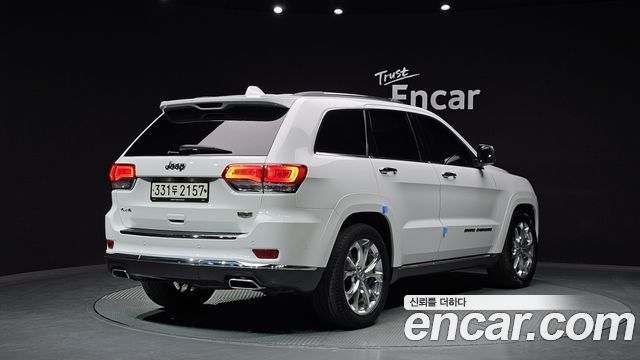 Jeep Cherokee 3.6 Summit WK2 — пробег 53 058 км — фото 2 из 5