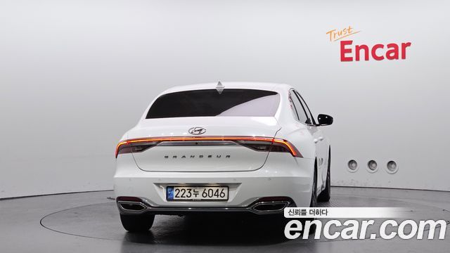 Hyundai Grandeur из Кореи Encar