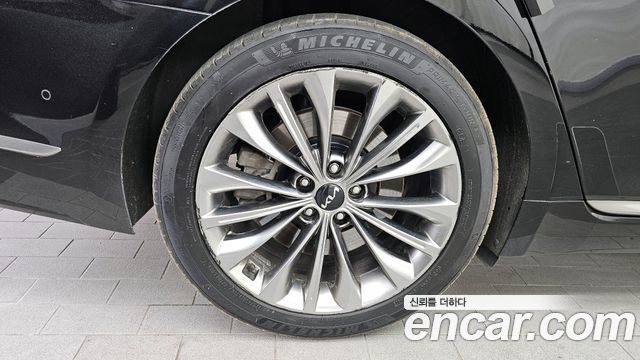 Kia K9 из Кореи Encar