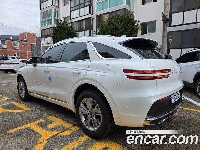 Genesis GV70 2.5T Gasoline 2WD — пробег 1 652 км — фото 4 из 5