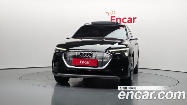 Audi e-tron 55 Quattro — пробег 69 673 км — фото 3 из 5