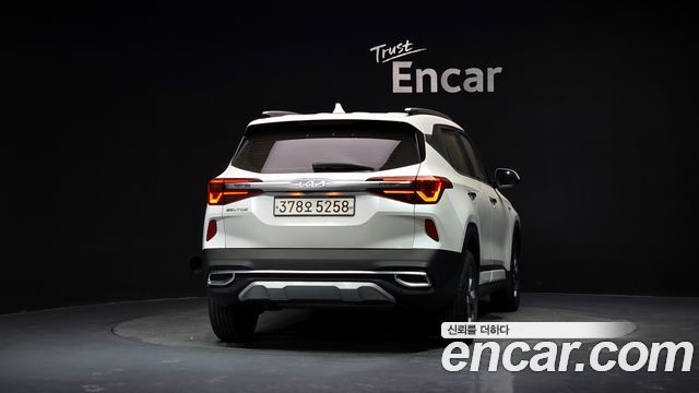 Kia Seltos из Кореи Encar