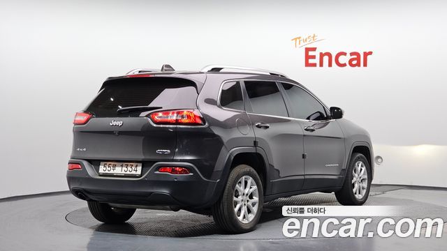 Jeep Cherokee 2.4 Longitude AWD — пробег 74 618 км — фото 2 из 5