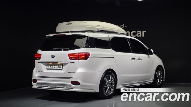 Kia Carnival 7-Seater Limousine President — пробег 144 050 км — фото 2 из 5