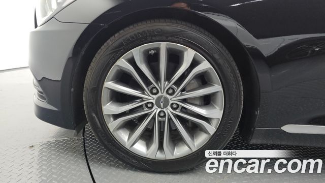 Hyundai Genesis из Кореи Encar