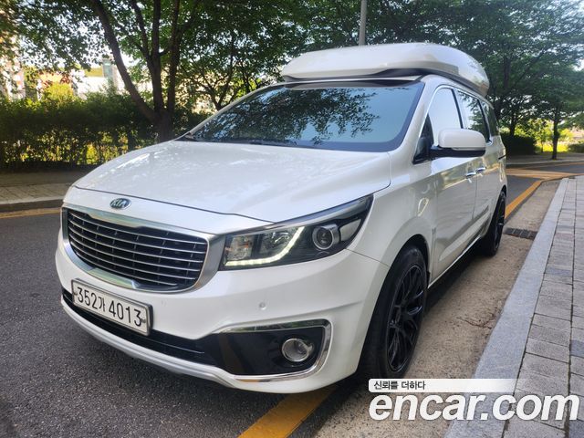 Kia Carnival 9-seater Hi-Limousine Prestige High roof — пробег 223 000 км — фото 1 из 5