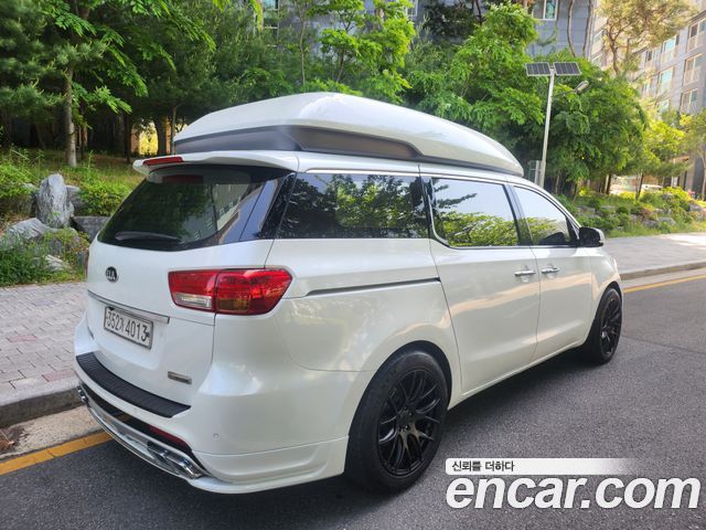 Kia Carnival 9-seater Hi-Limousine Prestige High roof — пробег 223 000 км — фото 2 из 5