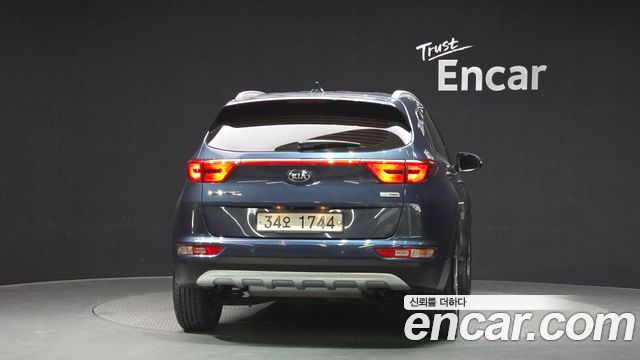 Kia Sportage из Кореи Encar