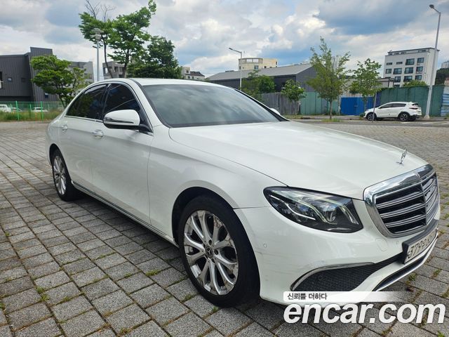 Mercedes-Benz E-Class из Кореи Encar