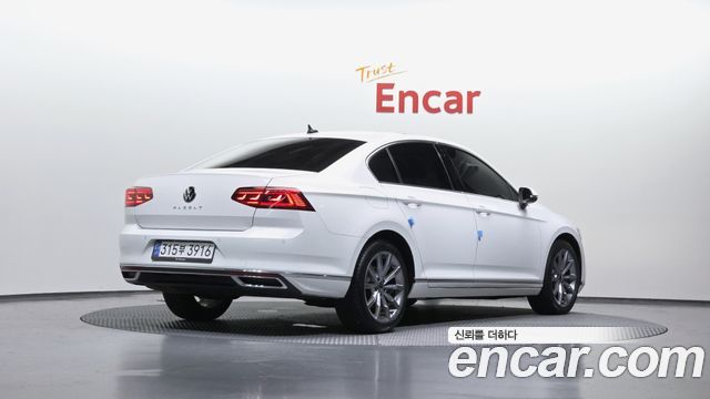 Volkswagen Passat из Кореи Encar