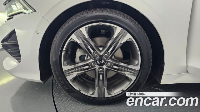 Kia K5 из Кореи Encar
