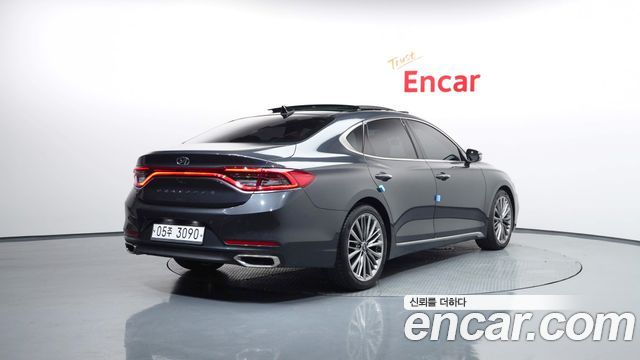 Hyundai Grandeur из Кореи Encar
